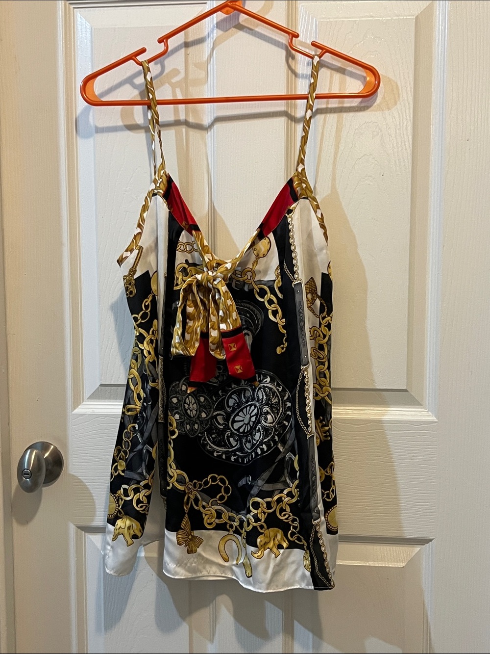 Express Baroque Chain Print Satin Cami - Black & Gold